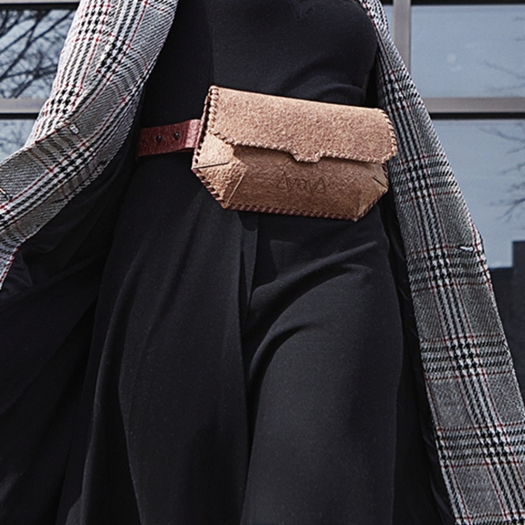 Aiya ayiA Momela Crossbody Bag/Fanny Pack Pink - Picture 1 of 8